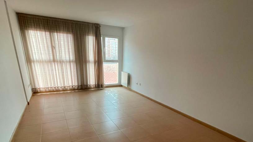 Piso de 85m² en calle Culla, Castellón De La Plana/castelló De La Plana, Castellón