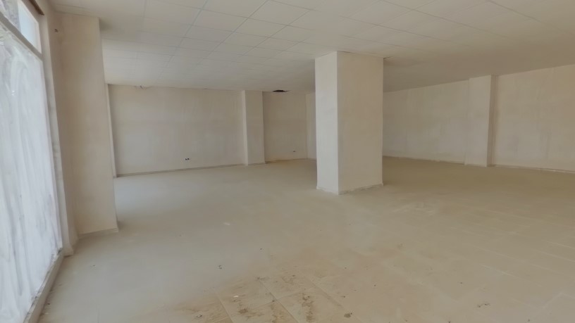 Local comercial de 222m² en avenida Central, Oropesa Del Mar/orpesa, Castellón