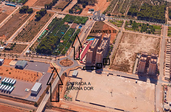 Local comercial de 213m² en avenida Central, Oropesa Del Mar/orpesa, Castellón