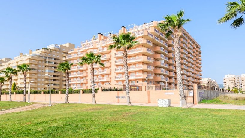 Local comercial de 258m² en calle Amplaires, Oropesa Del Mar/orpesa, Castellón