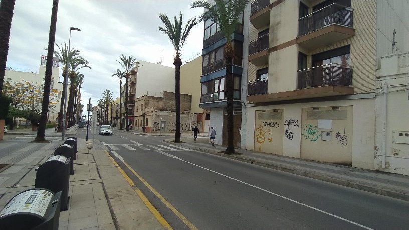 Local comercial de 309m² en calle Valencia, Benicarló, Castellón