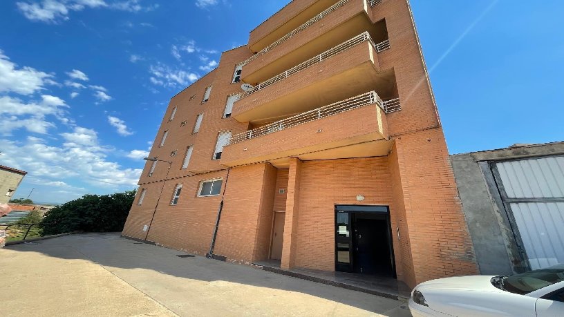 Piso de 79m² en calle Delegado Valera, Cabanes, Castellón