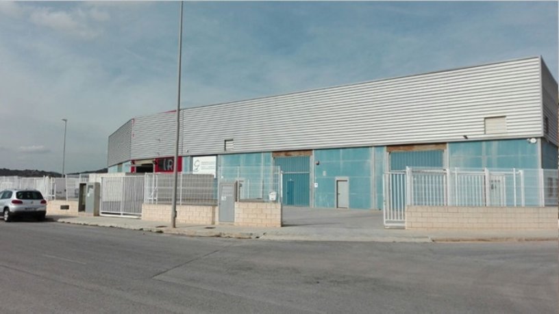 Nave/Almacén de 335m² en calle Poliola, Chilches/xilxes, Castellón