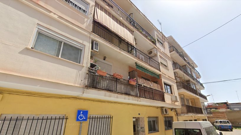 Piso de 99m² en pasaje Más, Silla, Valencia