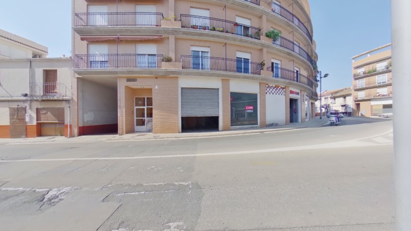 Commercial premises  on avenue La Vall De Albaida, Gandia