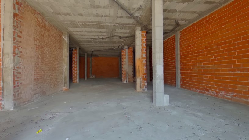 Commercial premises in avenue La Vall De Albaida, Gandia