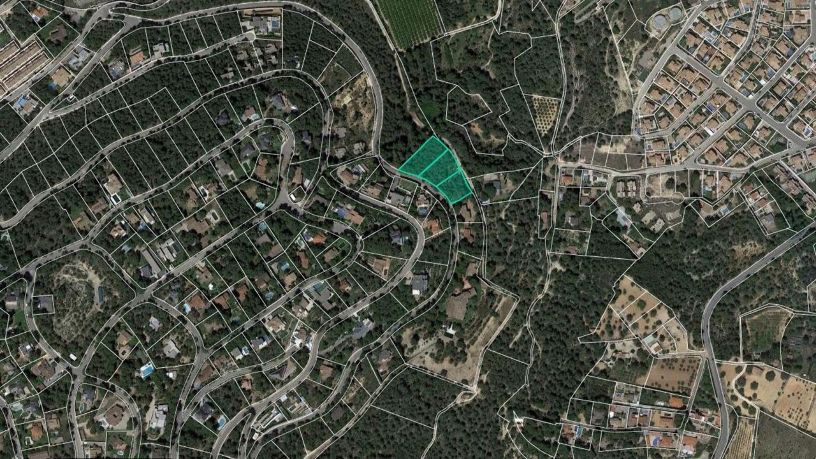 Suelo urbano de 1550m² en urbanización Bosque U12, Chiva, Valencia