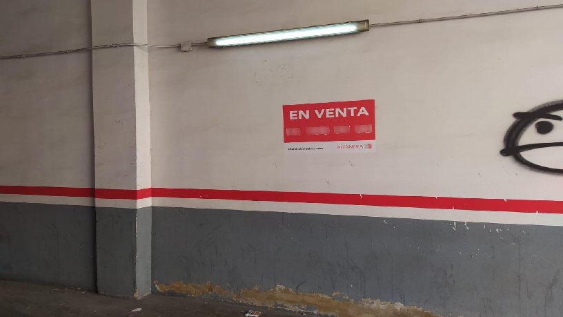 Parking space in avenue Doctor Peset Aleixandre, València, Valencia