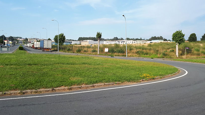  Development in street Daimler - Polígono Industrial Espíritu Santo, Cambre, A Coruña