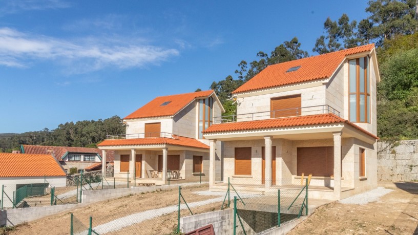  Development in street O Castro Magaláns, Sanxenxo, Pontevedra