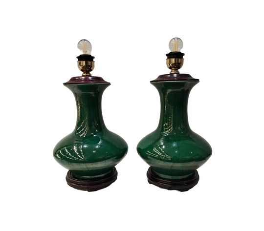 Pair of arsenic green porcelain lamps - Par de candeeiros em porcela com cor verde arsénico