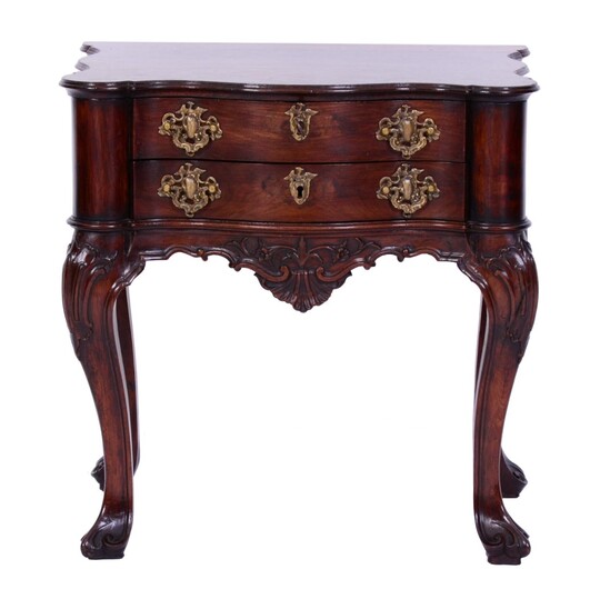 D. José of Portugal style sewing table - Mesa de costura estilo D. José