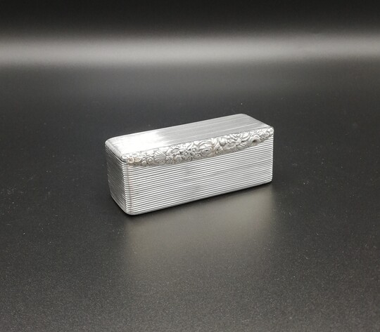 Silver snuff box - Caixa para rapé em prata