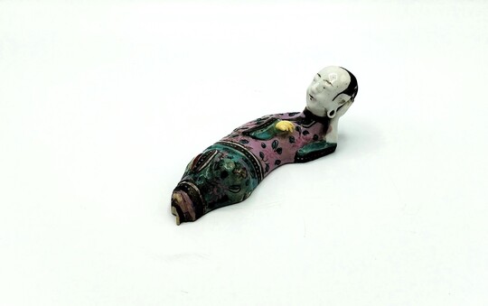Reclining suspensio figurine - Figura de suspensão reclinada