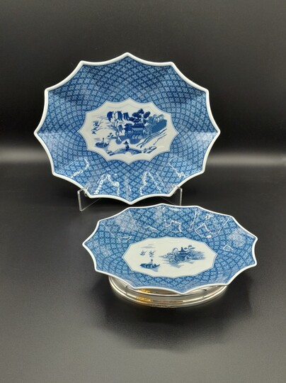 Pair of candy dishes - Par de covilhetes