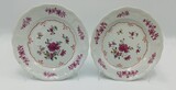 Pair of shaped rim, Famille Rose enamel plates. Floral pattern. Unmarked (export porcelain). Slight rimfritting and hairlines. Slight wear of the enamels., 23 cm, unknown