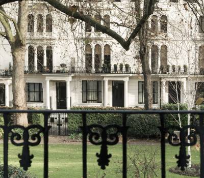 22 Kensington Gardens Square - Image 1