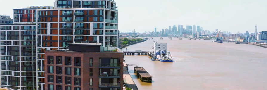 Royal Arsenal Riverside - Image 1