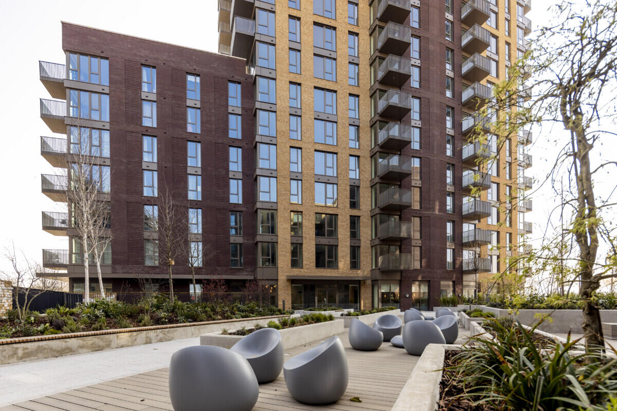 The Lock at Greenford Quay - Image 5