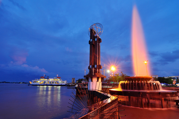 14 Top Things to Do in Pontianak Indonesia  Beautiful 