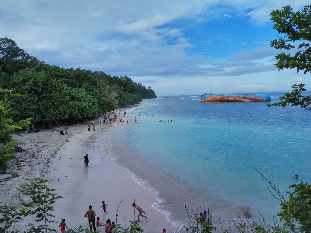 Best 7 Beaches in West Java Worth to Visit - AllIndonesiaTourism.com