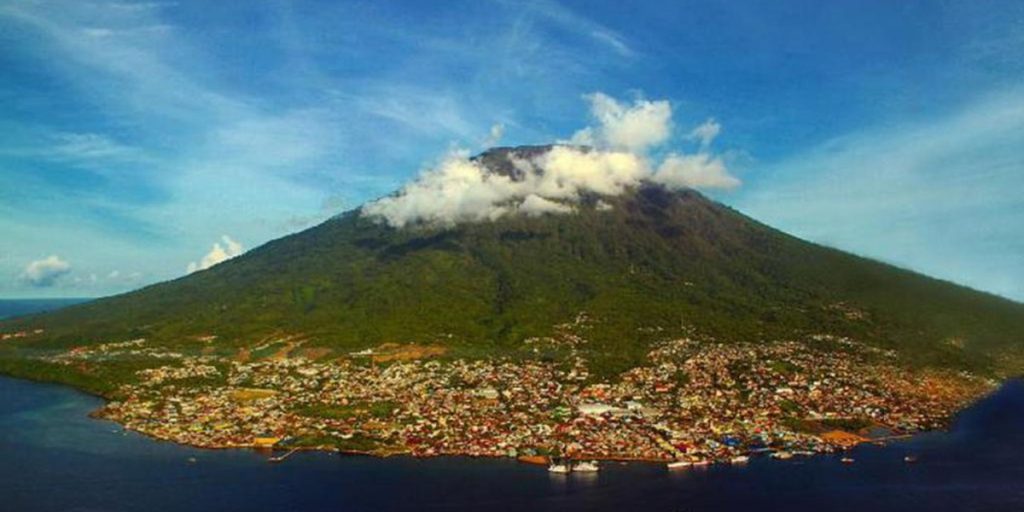 Mountains to Hike in Maluku