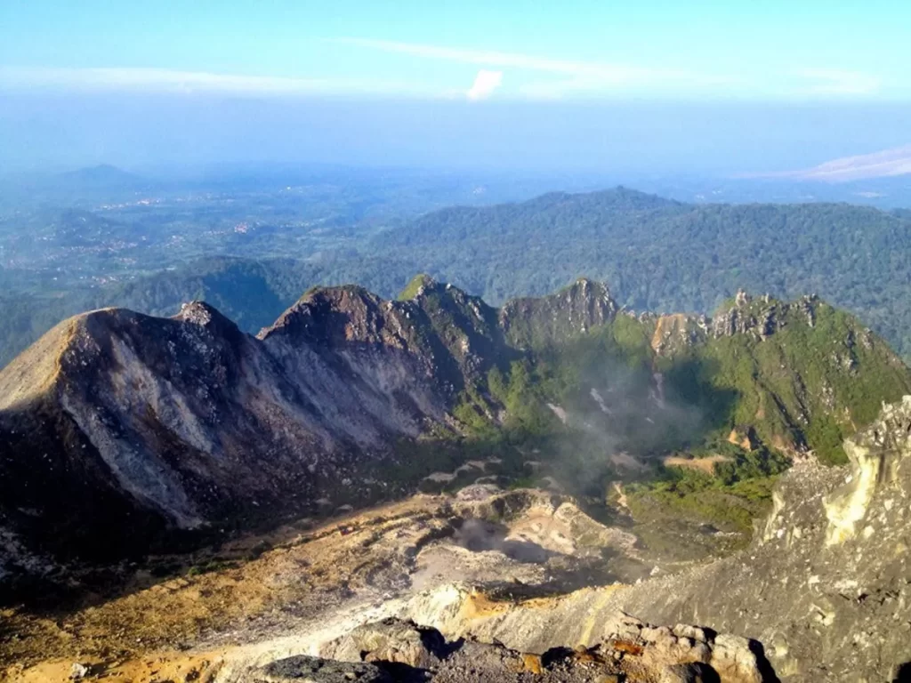  Mountains to Hike in Sumatra