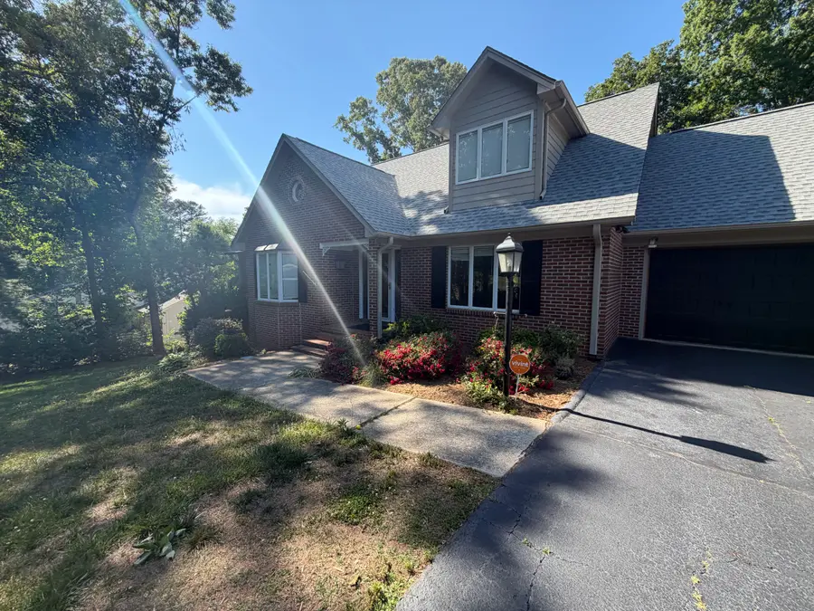 Completed roof in Hickory, NC