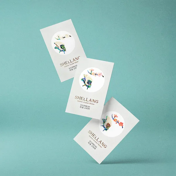 [For Galaxy Z Fold8] Wide-Fit Butterfly & Plum Blossom Natural Mother-of-Pearl Sticker
