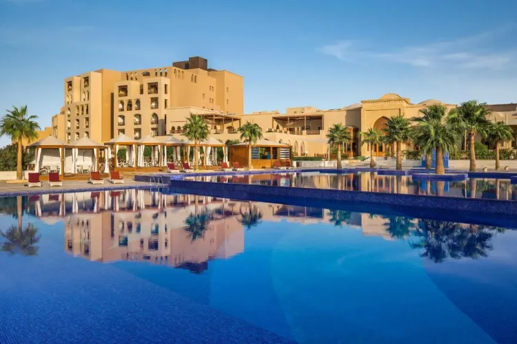 منتجع وسبا إنتركونتيننتال درة الرياض