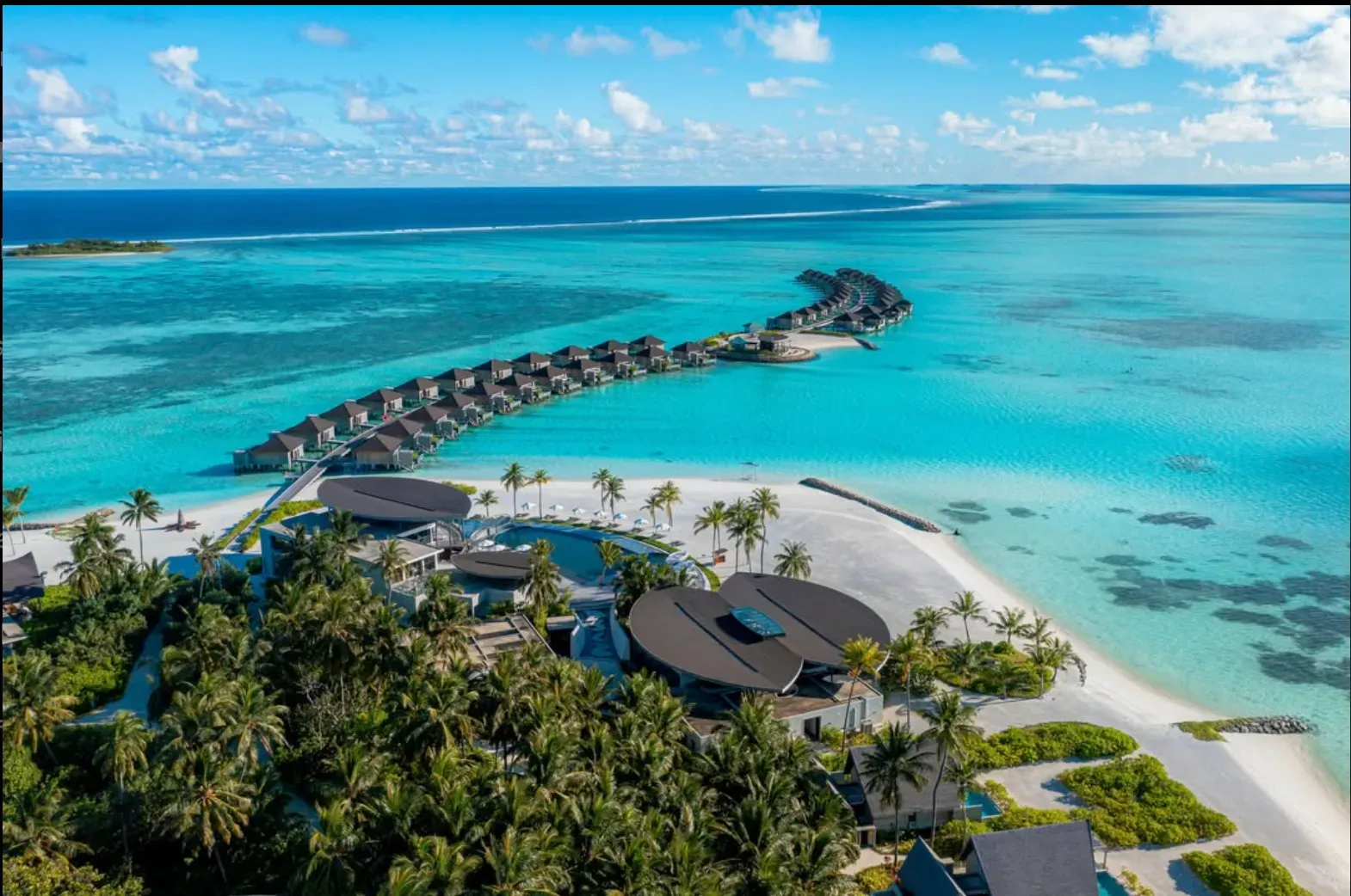 منتجع ميدهيوفوشي آيلاند