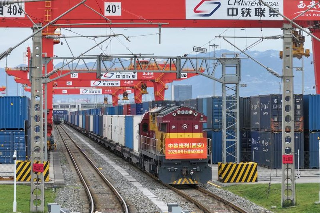 Los viajes de trenes de carga China-Europa llegan a cerca de 120.000