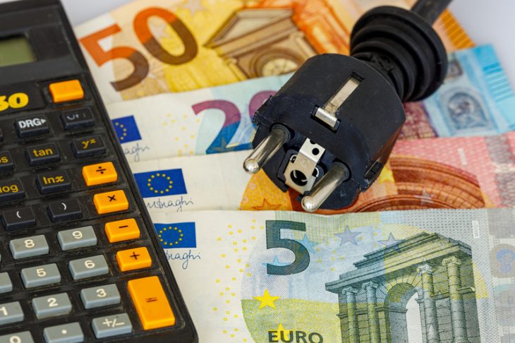 Ungaria prelungește plafonarea carburanților, iar regiunea accelerează pe LNG — NRG-IA