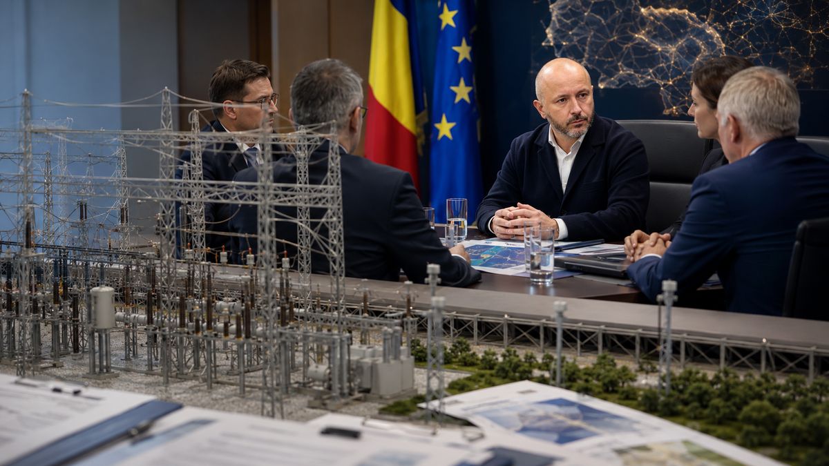 Transelectrica deschide alocarea de capacitate în rețea: garanție de 20.000 euro/MW și licitații din octombrie 2026 — NRG-IA