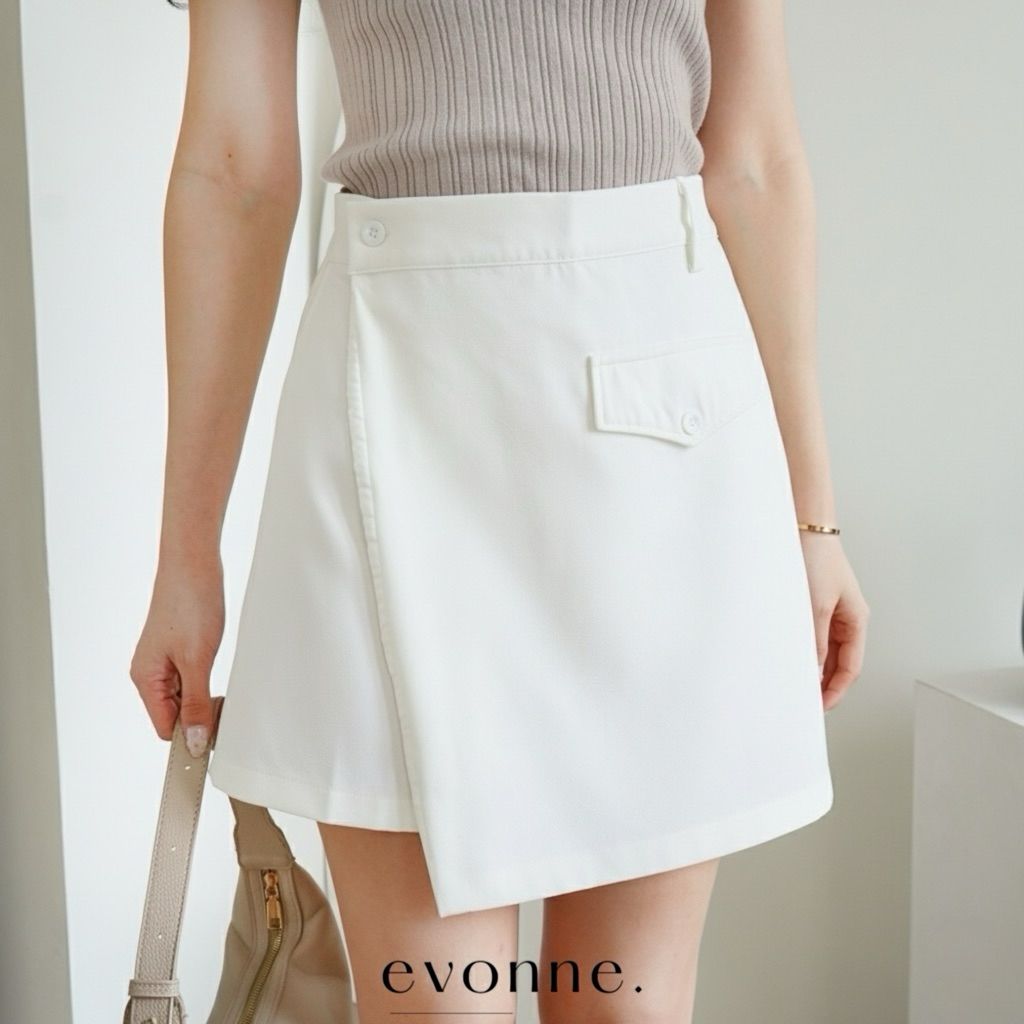 Evonne Hulmie Skorts White L to XL