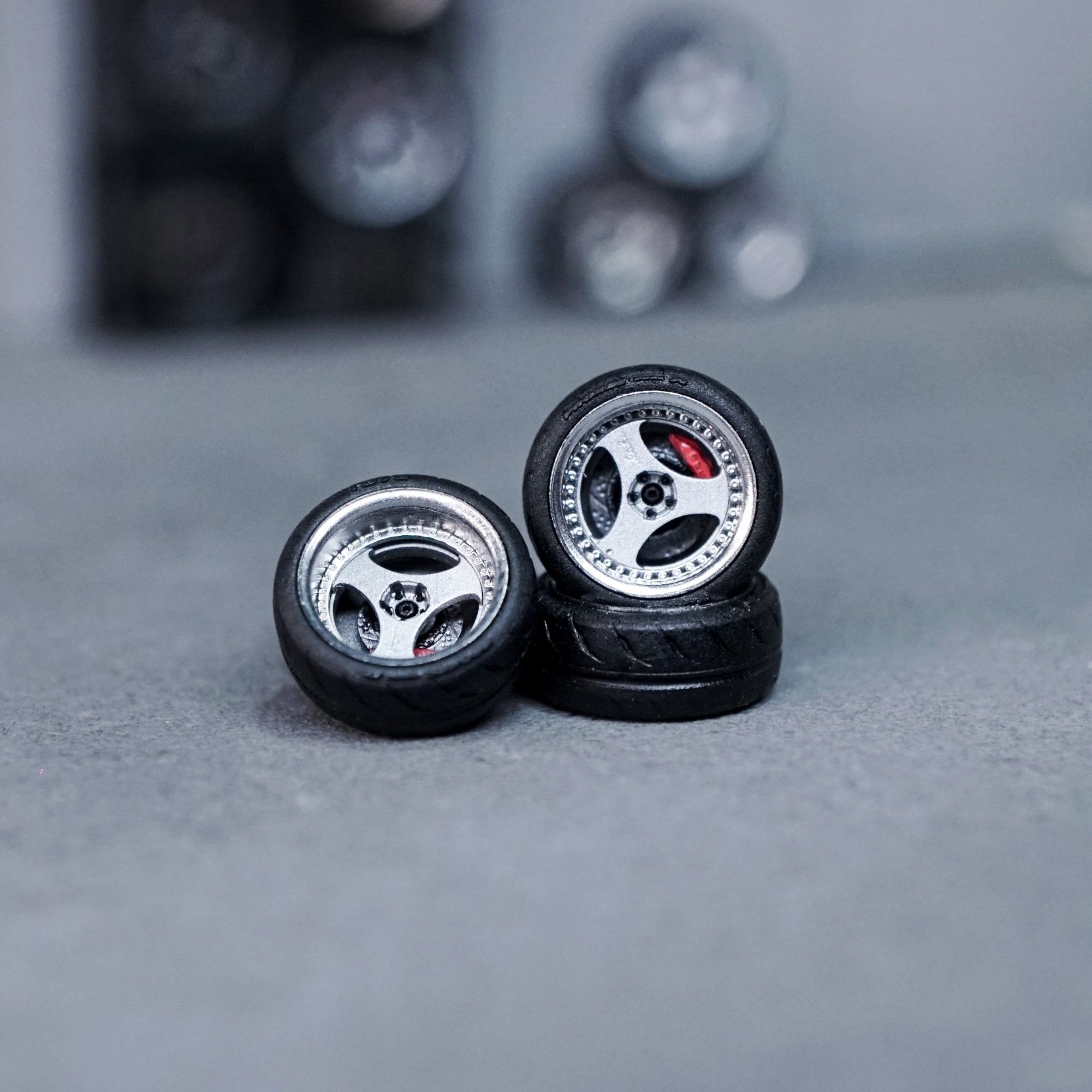 WP - Advan Oni Silver Toyo