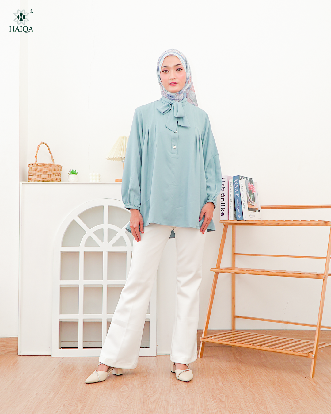 NAIMA BLOUSE ODYESSEY BLUE - L/XL