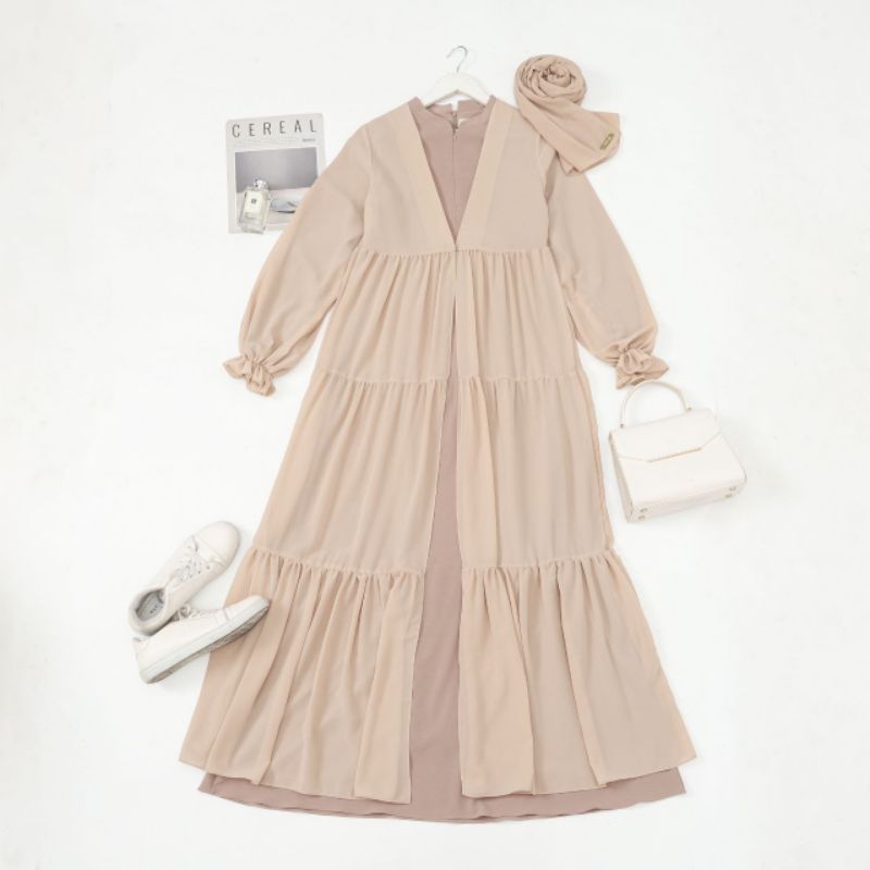 READY Yoona Abaya By Cover Me Khaki L