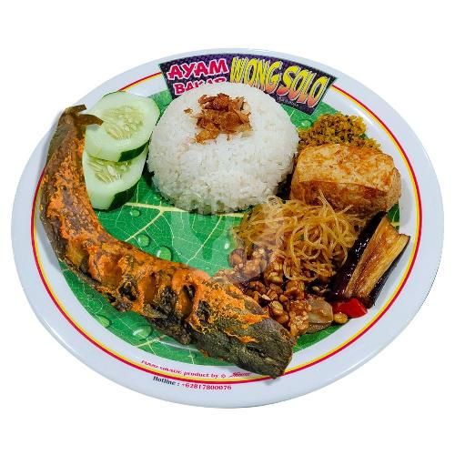 PAKET LELE GORENG WONG SOLO