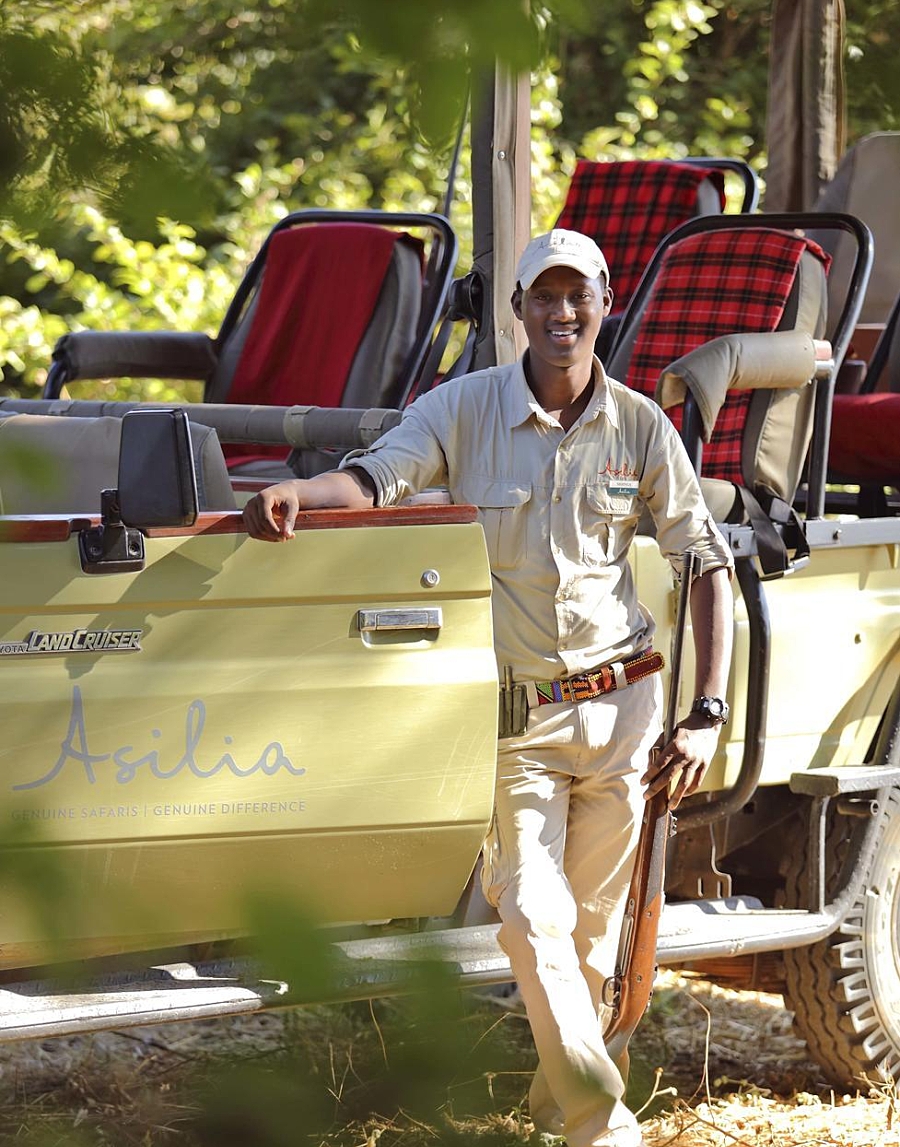 Jabali private walking and head guide moinga