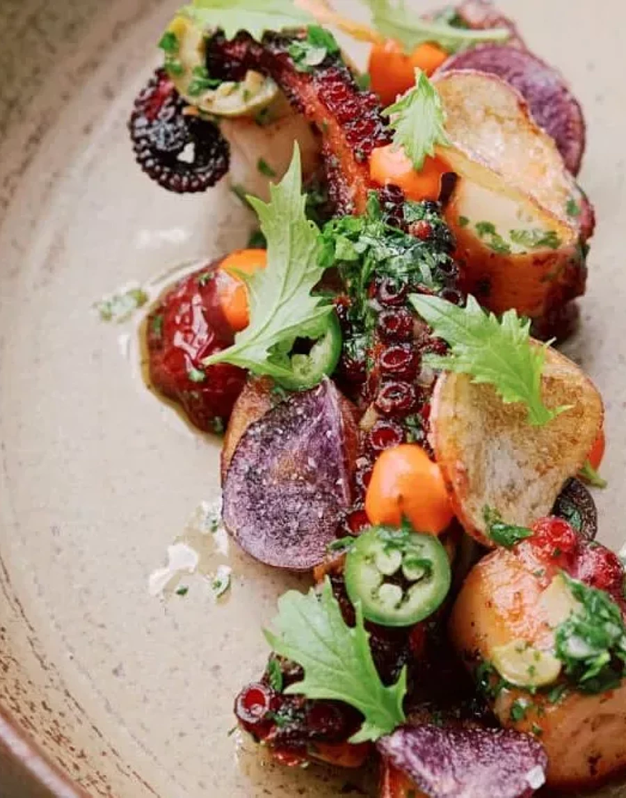 CUVEE OCTO 2023 food gallery 880x667