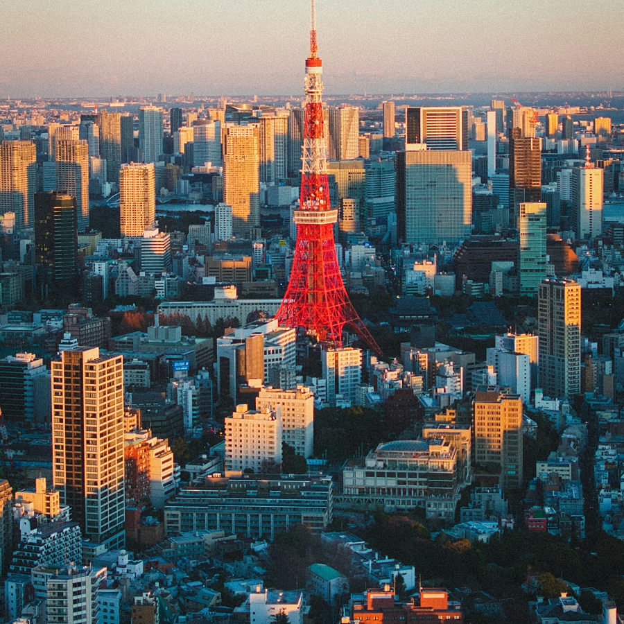 TOKYO christian macmillan c MT Wrbqc E Ss unsplash