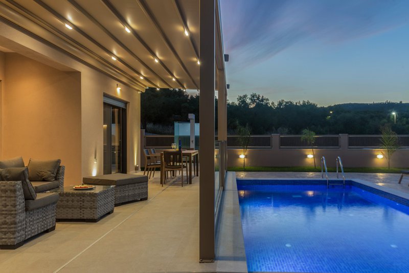 Amelia Residence Zakynthos, backyard with pool view