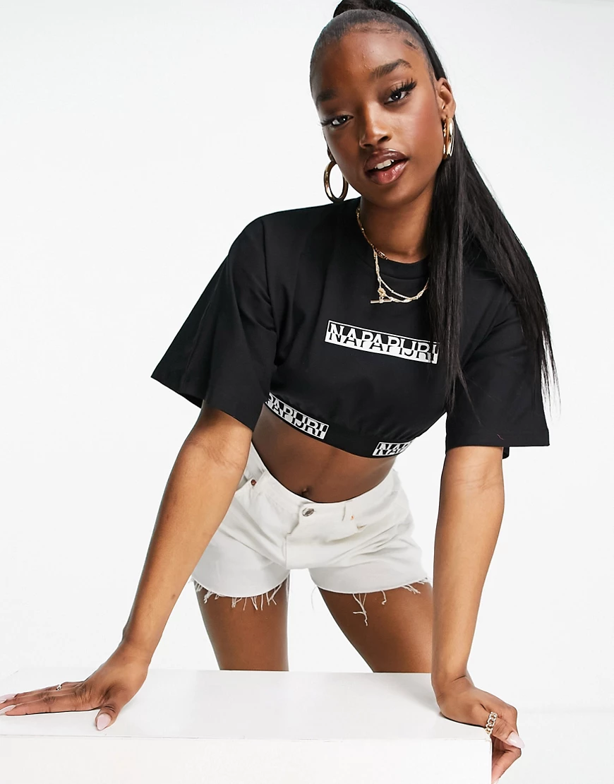 Napapijri Box Wide cropped t-shirt in black