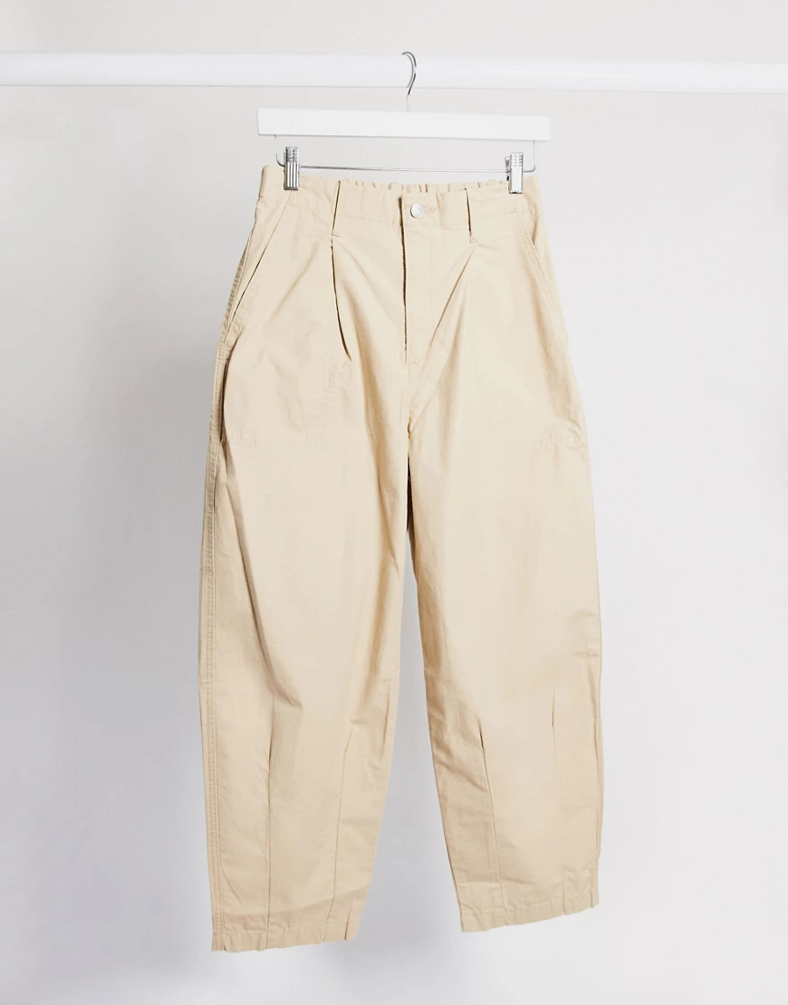 Levi's Balloon utility trouser in beige-Neutral