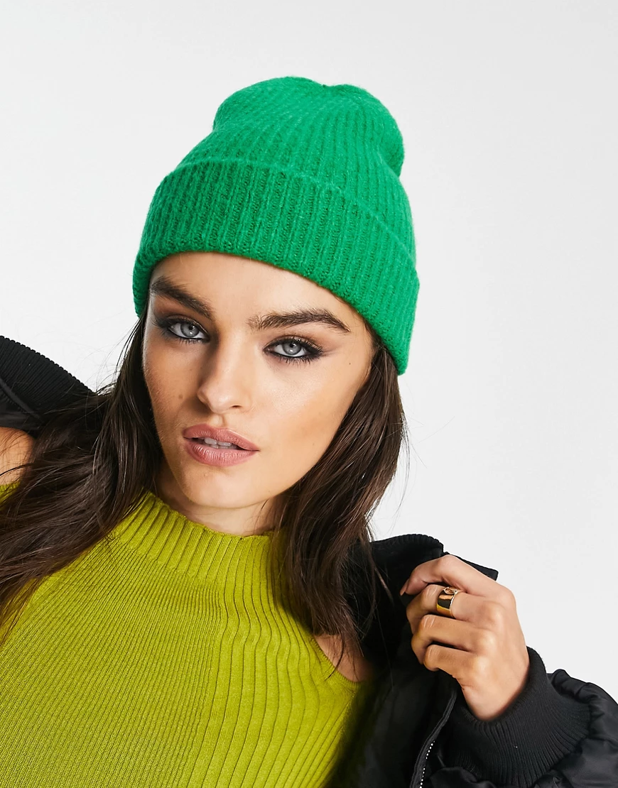 Mango ribbed beanie hat in green