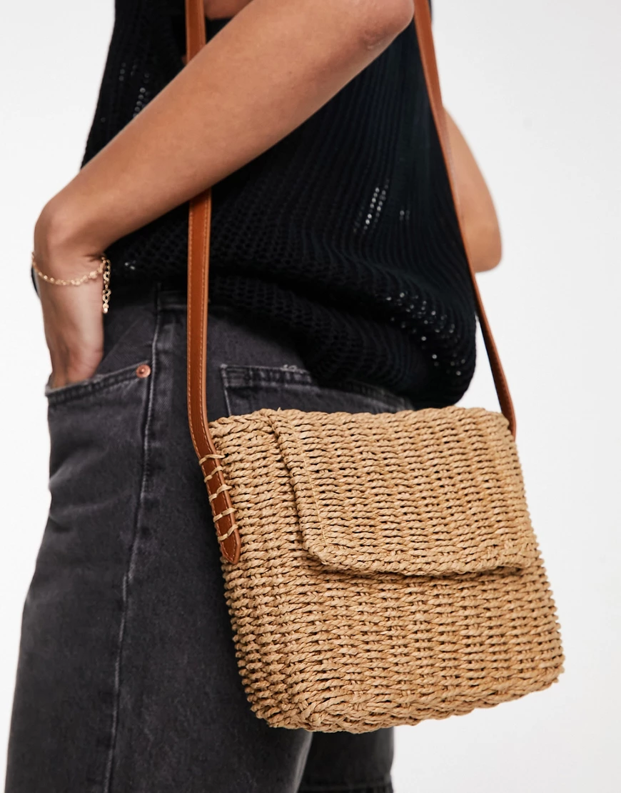 Threadbare straw flap top cross body bag in natural-Neutral