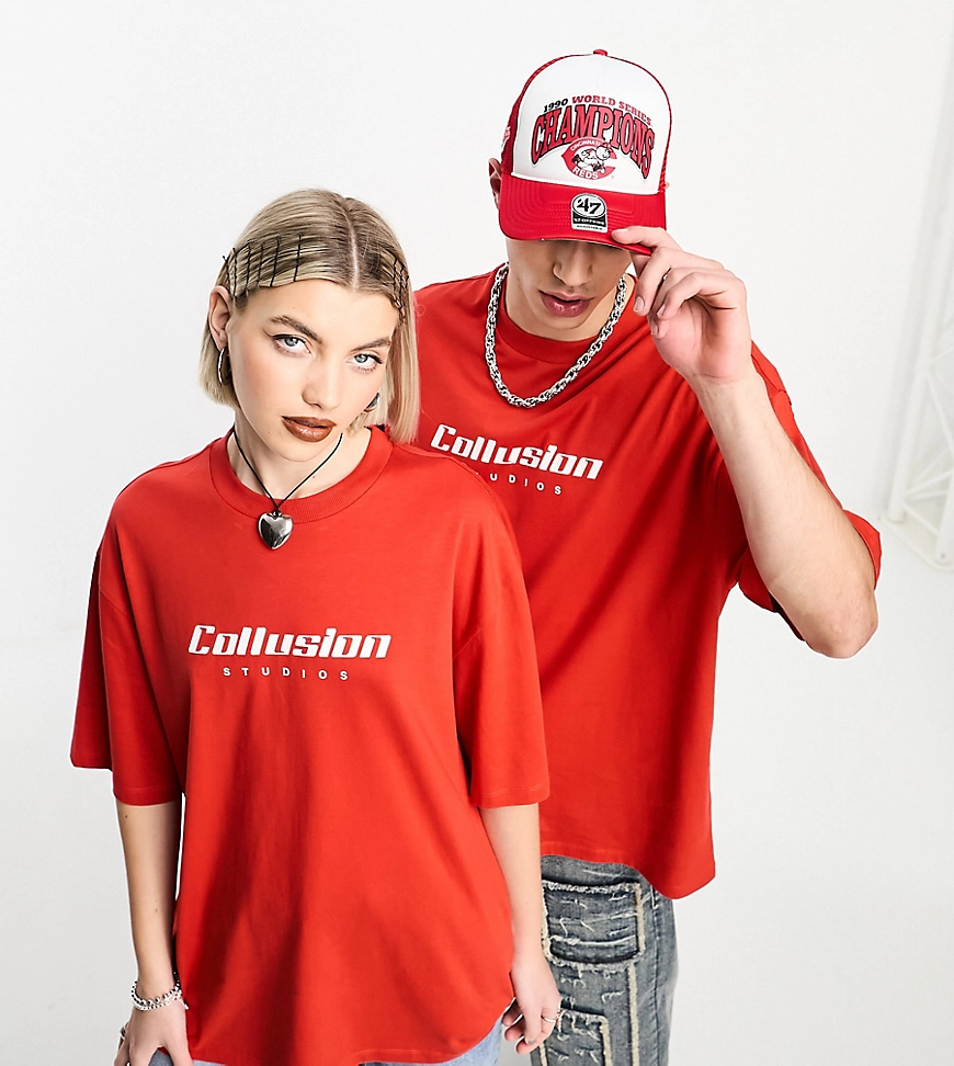 COLLUSION Unisex Logo short sleeve t-shirt in red