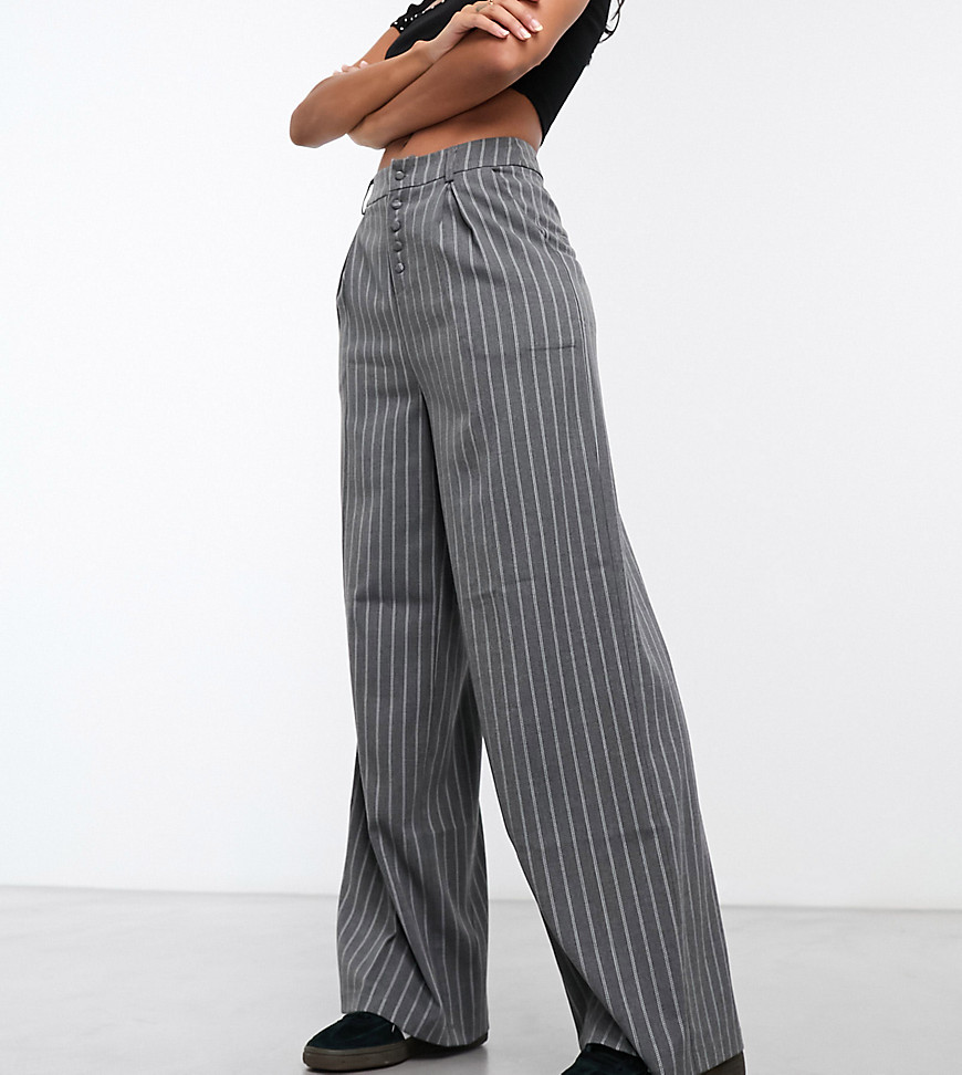 Reclaimed vintage 90's wide leg trouser in grey and white pinstripe-Multi