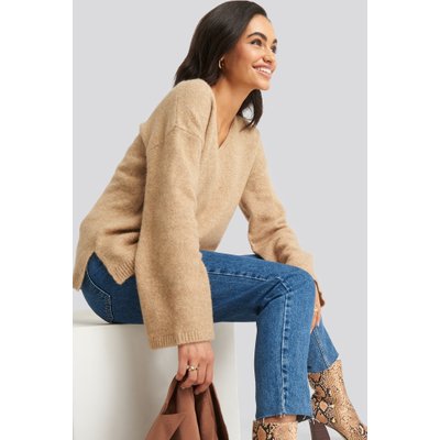 NA-KD Trend Alpaca Knitted V-Neck Sweater - Beige